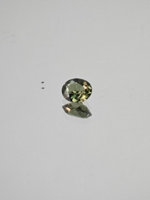 Kornerupiini 0,2 ct ovaali