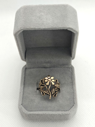 Vintage flower ring 