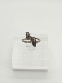 Vintage silver ring 
