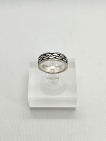 Vintage silver ring 
