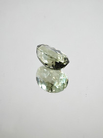 Prasioliitti 17 ct ovaali