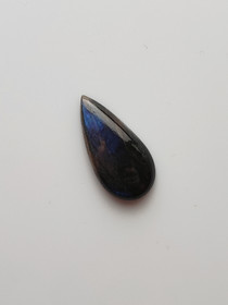 Labradoriitti 25 ct pisara