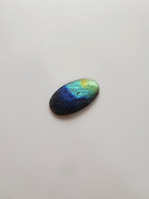 Labradoriitti 9,5 ct ovaali
