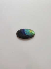 Labradoriitti 9,5 ct ovaali