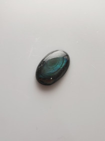 Labradoriitti 17,9 ct ovaali