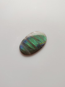 Labradoriitti 11,3 ct ovaali