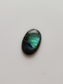 Labradoriitti 7,8 ct ovaali