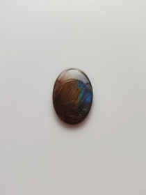 Labradoriitti 8,2 ct ovaali