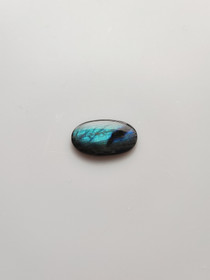 Labradoriitti 6,9 ct ovaali