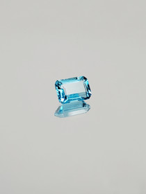 Topaasi 1,3 ct smaragdi