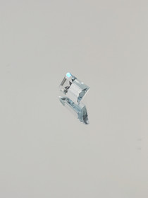 Topaasi 0,1 ct suorakaide