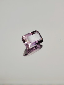Ametisti 1,1 ct, smaragdi