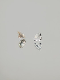 Topaasi erä ( 2 x 2-1 mm \ 0,1 ct ) pyöreä