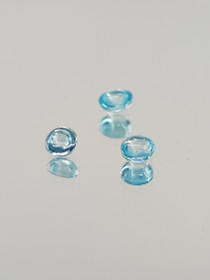 Topaasi erä ( 3 x 1 mm \ 0,3 ct ) pyöreä