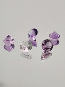 Ametisti erä ( 3 x 2 mm \ 0,2 ct ) pyöreä