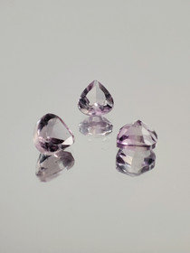 Ametisti erä ( 4 x 4 x 3 mm \ 0,3  ct ) pisara