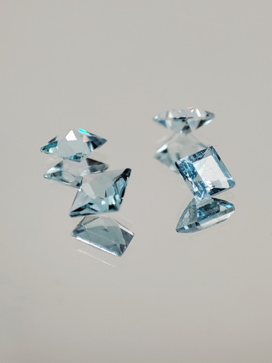 Topaz lot ( 3 x 2-1 mm \ 0,3 ct ) princess