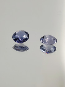 Ioliitti erä ( 4 x 2 mm \ 0,20 ct ) pyöreä