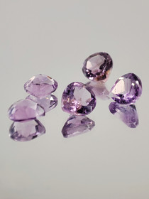Ametisti erä ( 5 x 4 x 3-2 mm \ 0,4 ct ) pisara