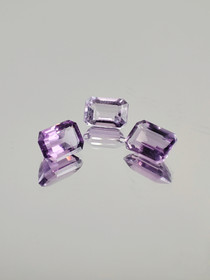 Ametisti erä ( 6 x 4 x 3 mm \ 0,8 ct ) smaragdi