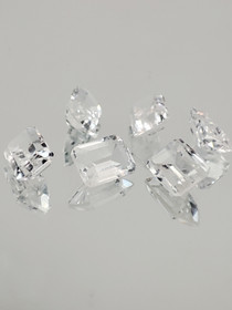 Topaasi erä ( 7-6 x 5-4 x 3 mm \ 1,2 ct ) smaragdi