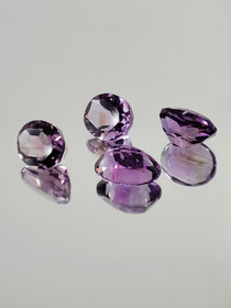 Ametisti erä ( 9 - 8 x 6 x 5 - 4 mm \ 1,8 ct ) ovaali