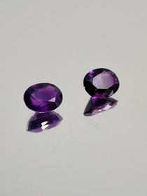 Ametisti erä ( 9 - 8 x  7 x 4 mm \ 1,8 ct ) ovaali