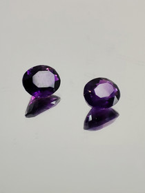 Ametisti erä ( 9 - 8 x  7 x 4 mm \ 1,8 ct ) ovaali