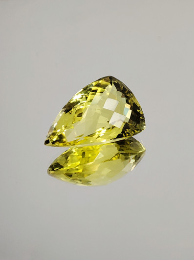 Citrine 12,9 ct triangle
