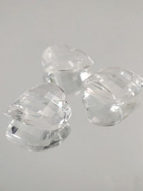 Kvartsi erä ( 18 - 17 x 17 x 6 mm / 12 ct ) sydän