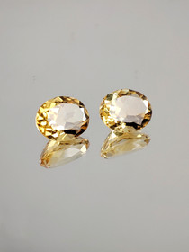 Citrine pair 10 - 9 x 8 x 5 mm \ 2 x 2,5 ct oval