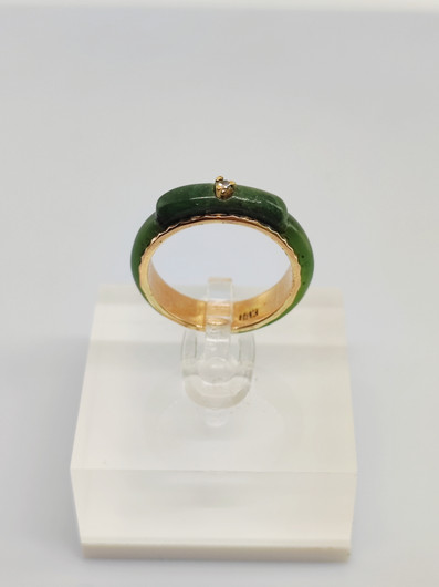 vintage  jade gold ring with diamond