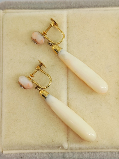 Antique / Vintage gold  diamond / pink coral earrings 