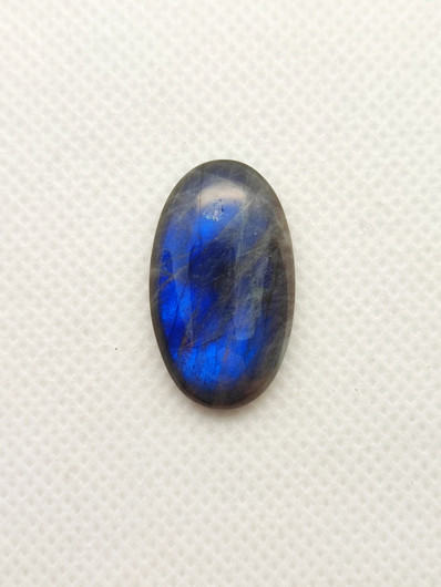 Labradorite 18,7 ct oval