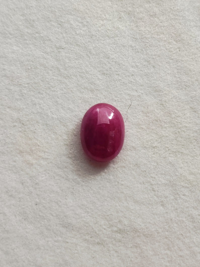 Ruby 1,2 ct oval