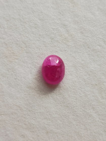 Ruby 2,3 ct oval
