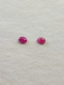 Ruby lot ( 3.5 x 3 x 1 mm \ 0,1 ct ) oval