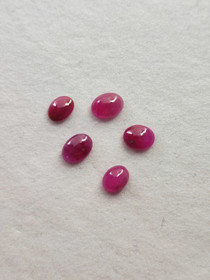 Ruby lot ( 4 x 3 x 2 mm \ 0,2 ct ) oval