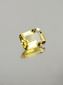 Citrine 0,6 ct emerald