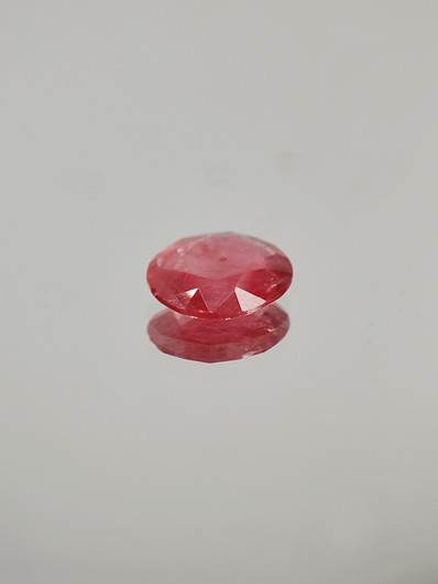 Natural Sapphire 0,9 ct oval