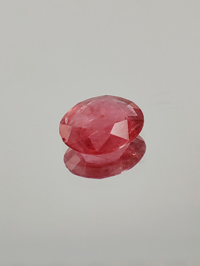 Natural Sapphire 0,9 ct oval