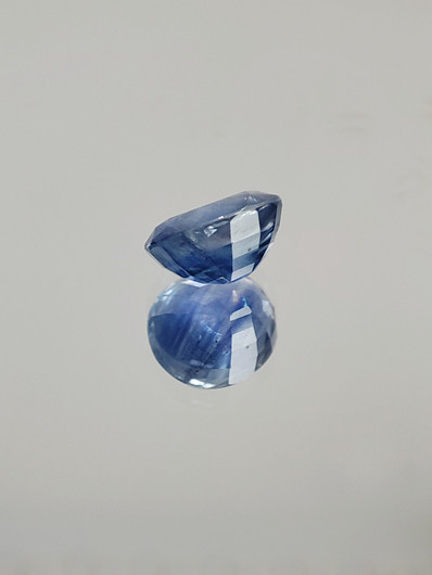 Natural Sapphire 1,1 ct oval