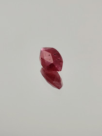 Ruby 0,2 ct marquise