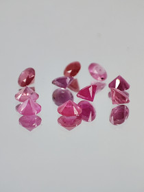 Ruby lot ( 4 - 3 x 2 mm \ 0,3 ct ) round