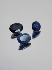 Natural Sapphire lot ( 7 - 6 x  5 - 4 x 3 - 2 mm \ 1 ct ) oval