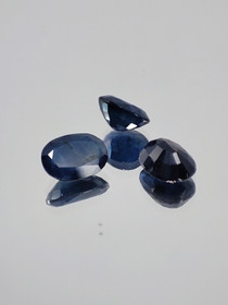 Natural Sapphire lot ( 7 - 6 x  5 - 4 x 3 - 2 mm \ 1 ct ) oval