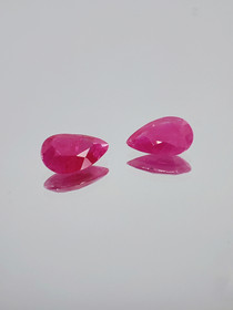 Ruby lot ( 7 x 5 - 4 x 2 - 1 mm \ 0,6 ct ) pear