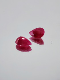 Ruby lot ( 6 x 4 x 2 mm \ 0,8 ct ) pear