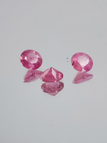 Ruby lot ( 5 - 4  x 2 mm \ 0,4 ct ) round