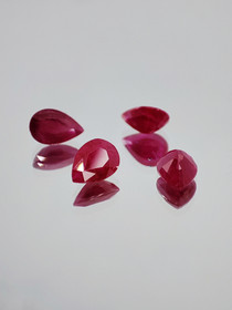 Ruby lot ( 6 - 5 x 4 - 3 x 2 mm \ 0,5 ct ) pear